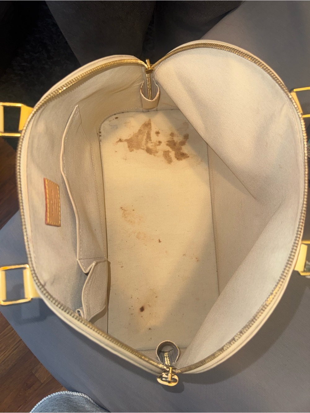Louis Vuitton Yellow Vernis Alma Handbag - Picture 5 of 6